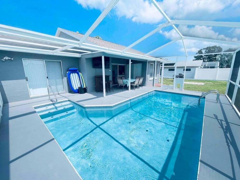 Manatee Oasis Weeki Wachee Family Fun Pool Home سبرينغ هيل المظهر الخارجي الصورة