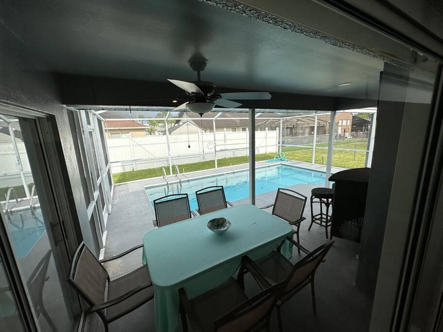 Manatee Oasis Weeki Wachee Family Fun Pool Home سبرينغ هيل المظهر الخارجي الصورة
